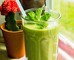 Mint Cucumber Cooler Smoothie