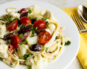 Pasta with Cauliflower-Cashew Alfredo Sauce