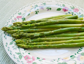 Steamed Asparagus
