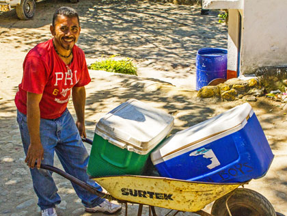 Food Delivery Boca de Tomatlan Mexico